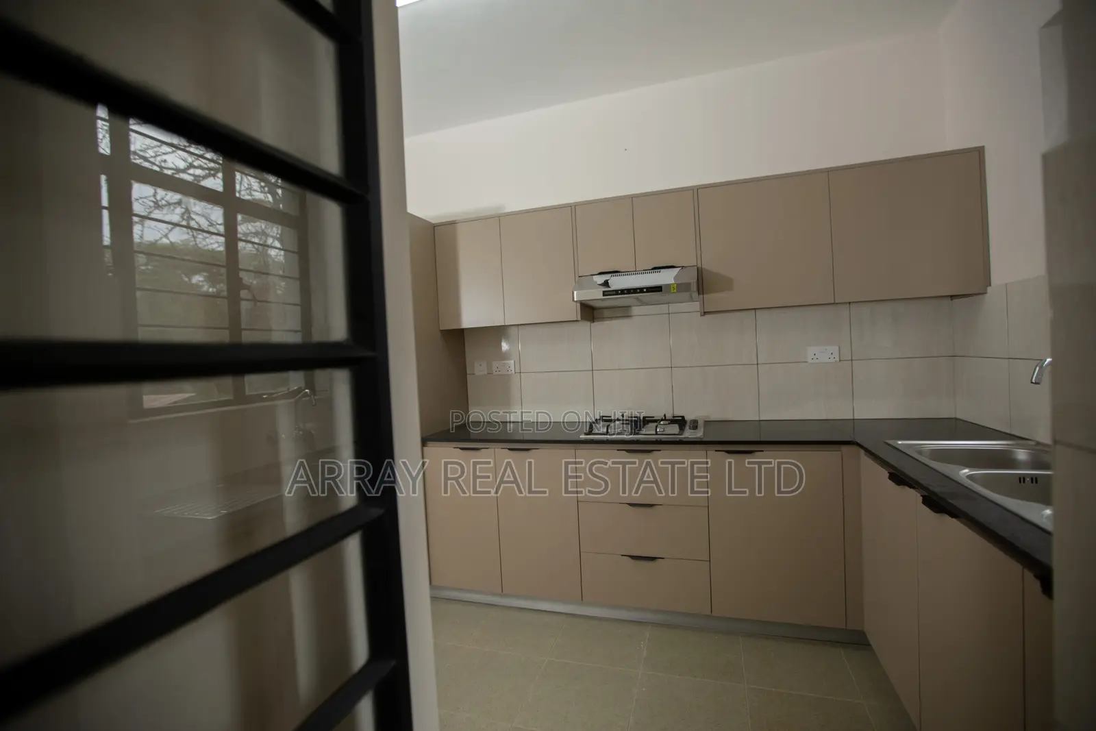Furnished 4bdrm Villa in National, Mlolongo for sale in Mlolongo