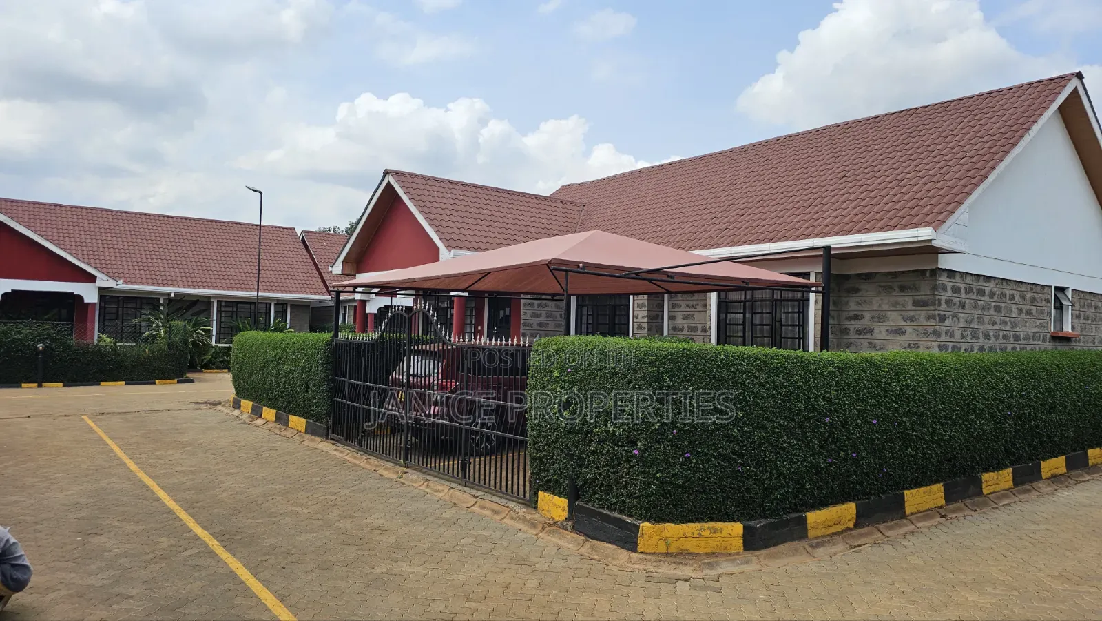 3bdrm Bungalow in Orchard Park Estate, Kenyatta Road / Theta  for rent in Kenyatta Road / Theta 