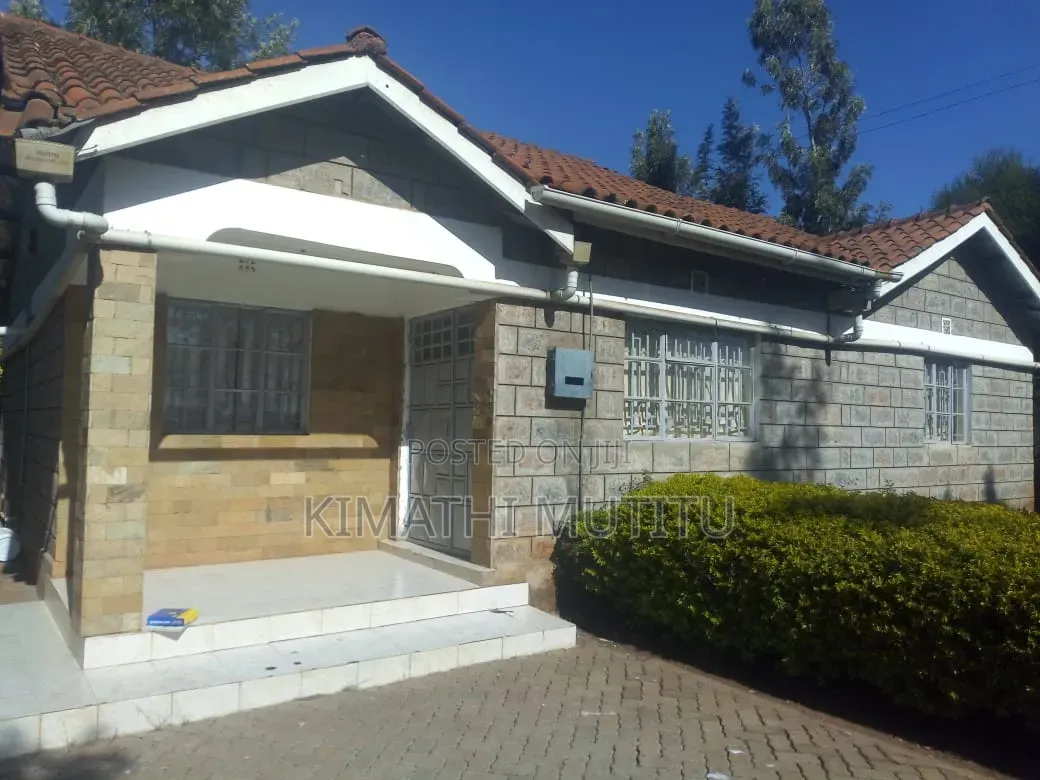 3bdrm Bungalow in Oloika Awesome, Nkoroi for sale in Nkoroi