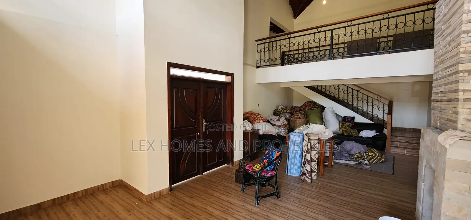 3bdrm Maisonette in Kandisi for sale in Kandisi
