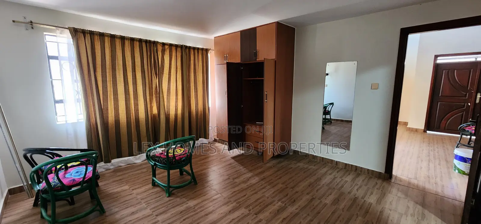 3bdrm Maisonette in Kandisi for sale in Kandisi