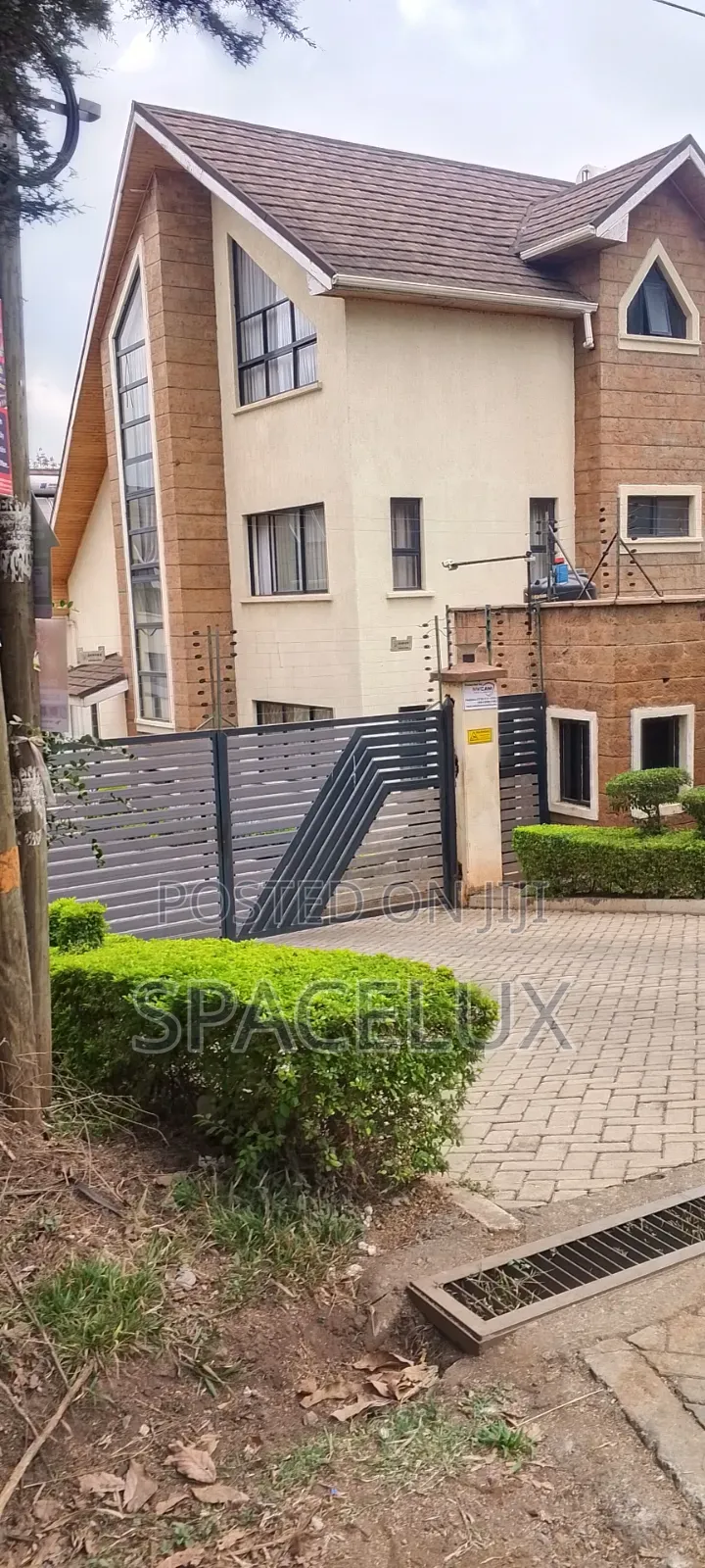 5bdrm Townhouse/Terrace in Lavington, Muthangari for sale in Muthangari