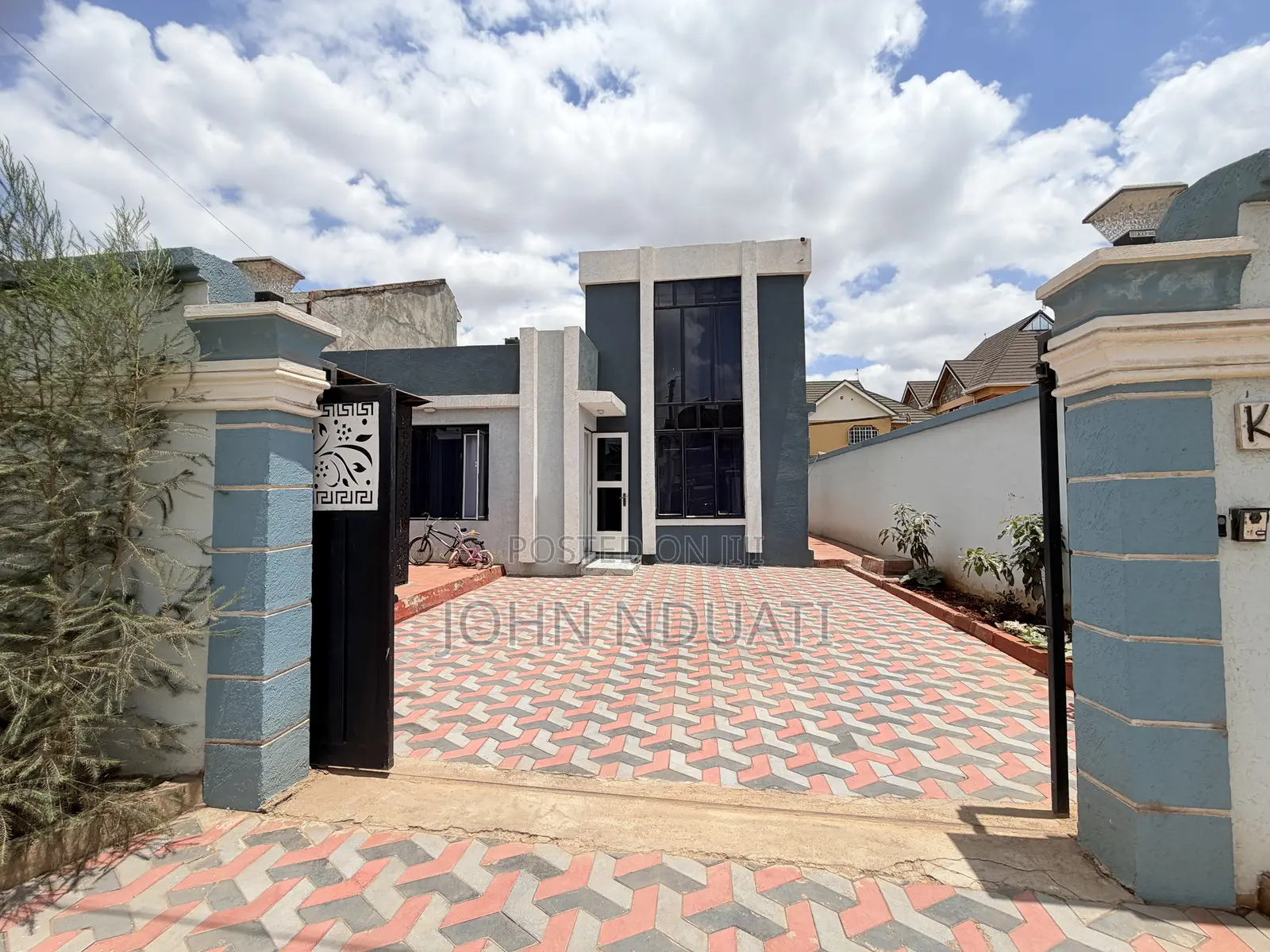 Furnished 3bdrm Bungalow in Membley Estate for sale in Membley Estate