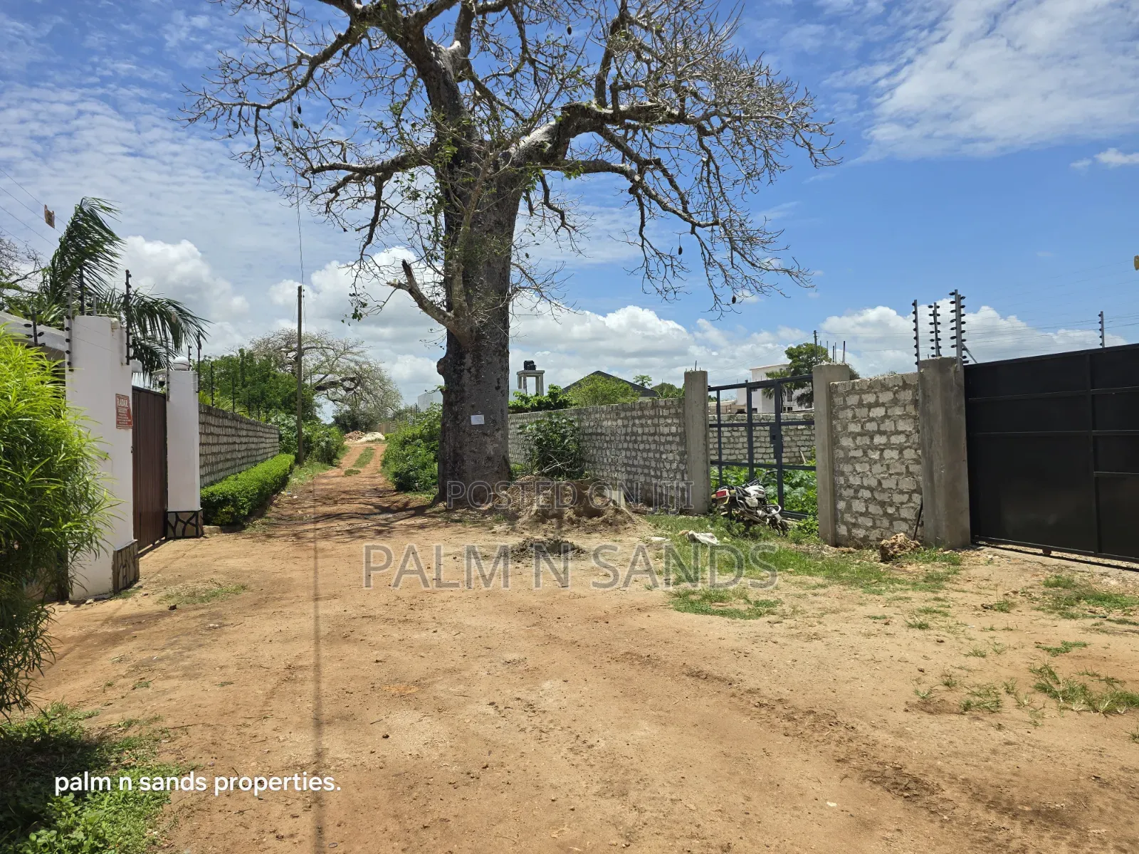 Prime Quarter Acre Plot Up for Sale in Diani Mwisho Wa Lami in Diani