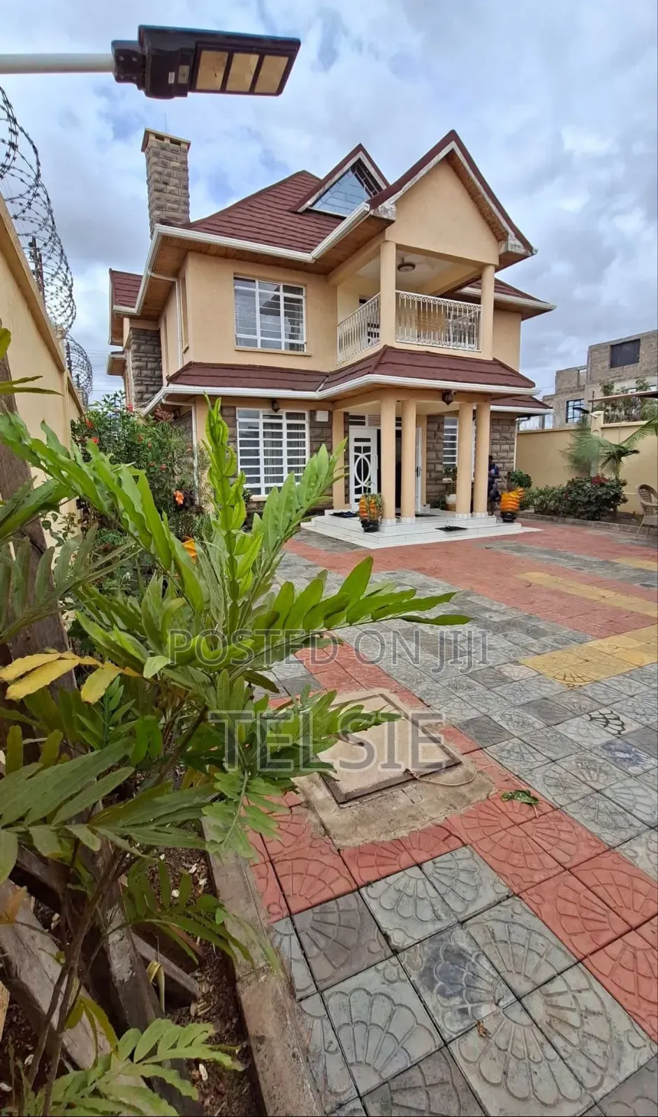 5bdrm Maisonette in Gateway Mall Area for rent in Gateway Mall Area