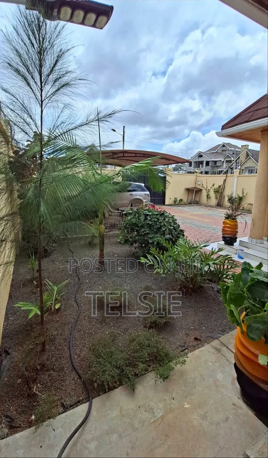 5bdrm Maisonette in Gateway Mall Area for rent in Gateway Mall Area