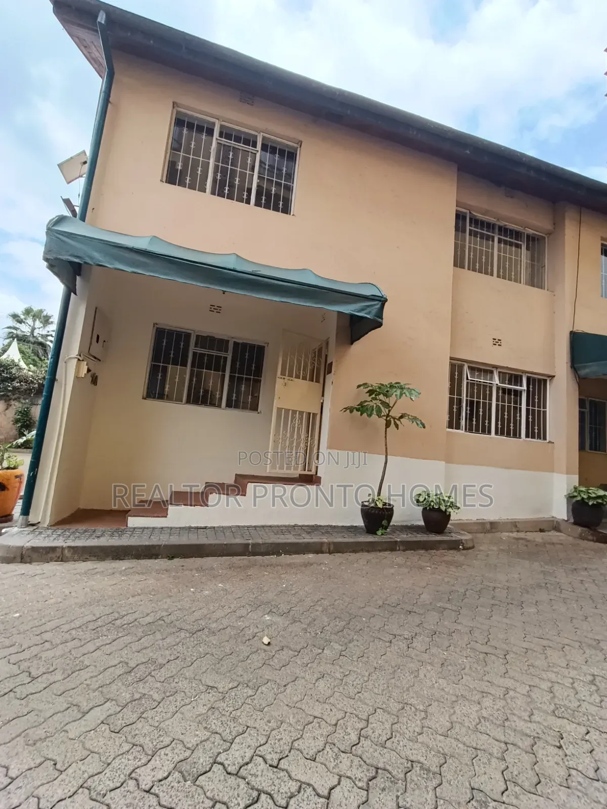 Commercial 4 Bedroom Town House for Rent in Kilimani in Hurlingham