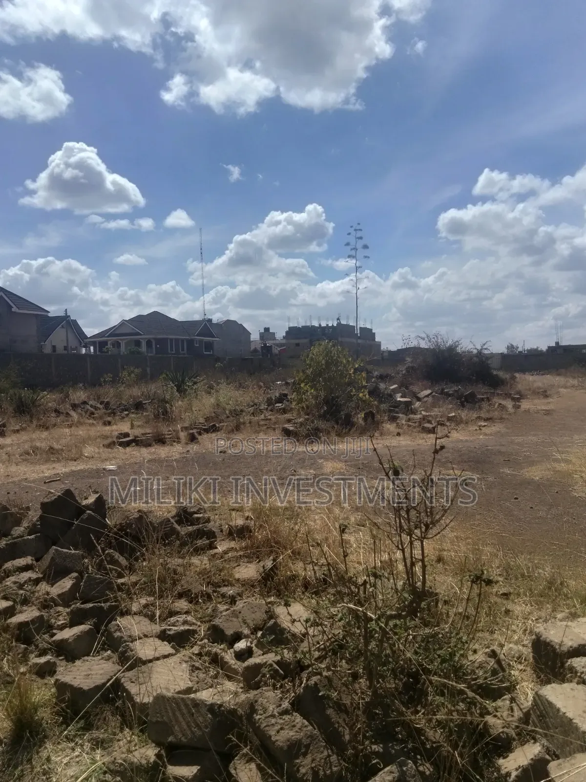 1 and Quarter Acre on Sale RUIRU- Kamakis -KARUGURU Area in Kamakis