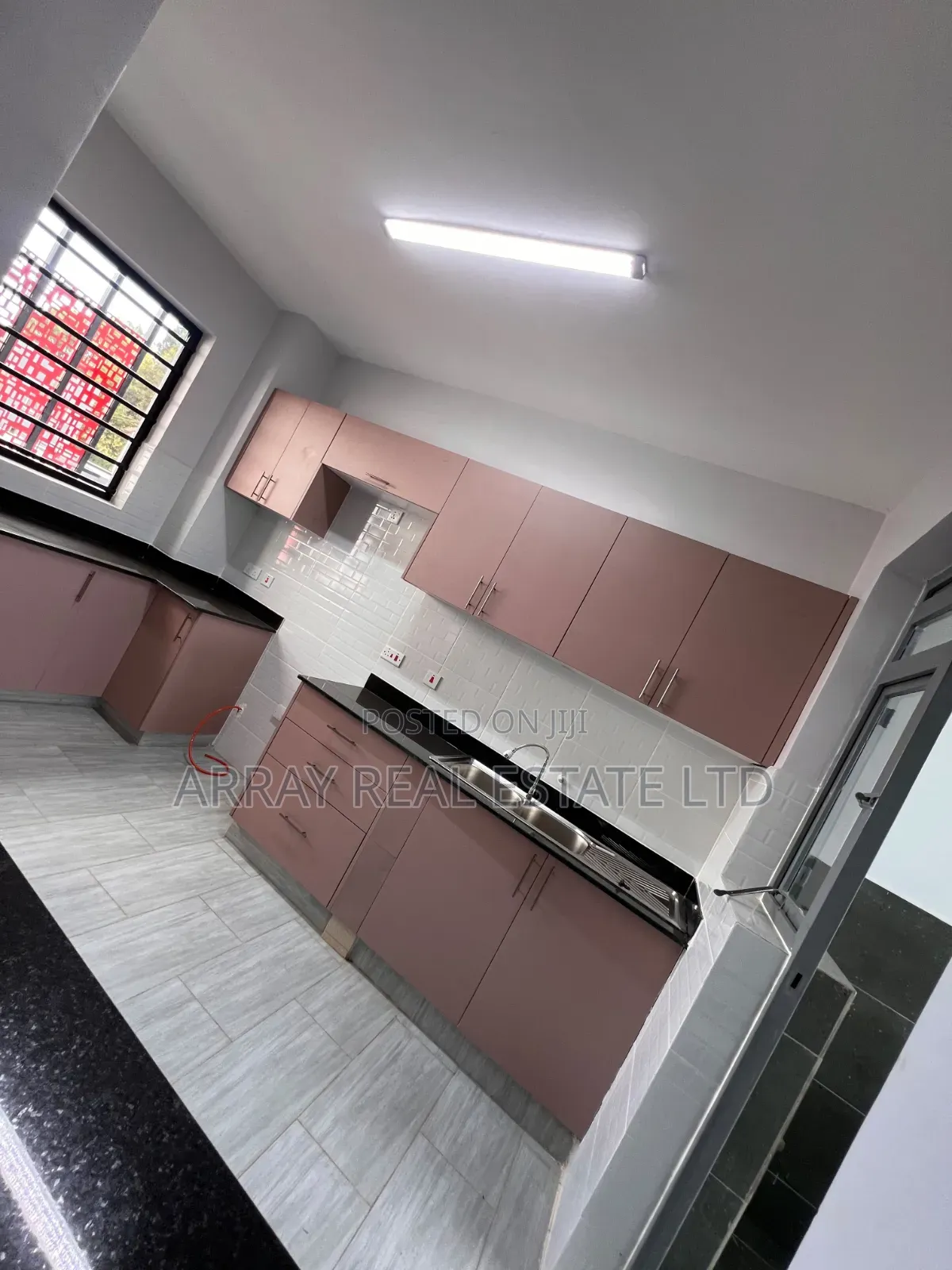 3bdrm Duplex in 3Br All Ensuite, Kidfarmaco for rent in Kidfarmaco