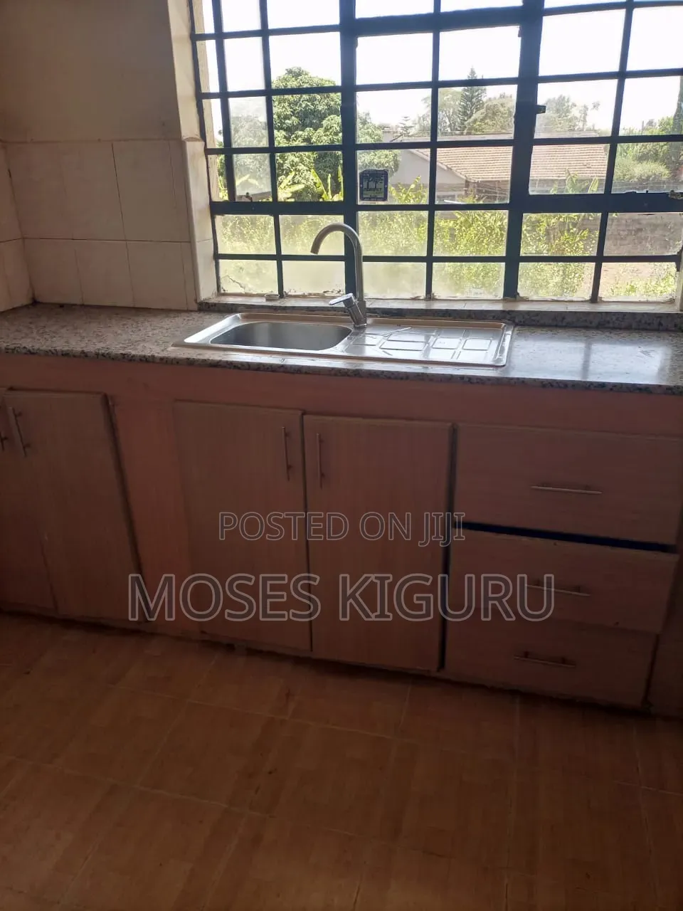 3bdrm Maisonette in Membley for rent in Membley Estate