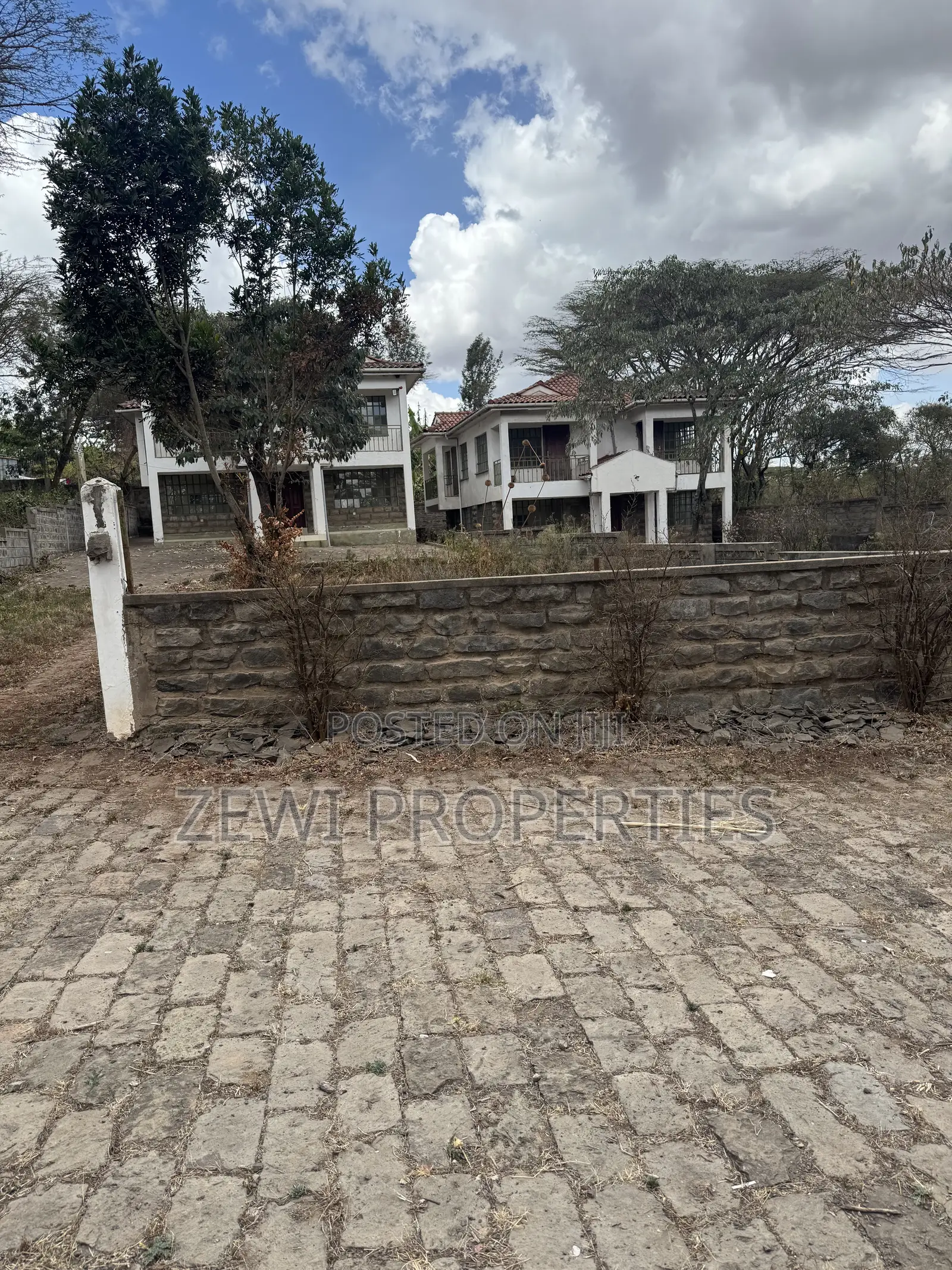3 Acres Stalled Project in Maasai Lodge
