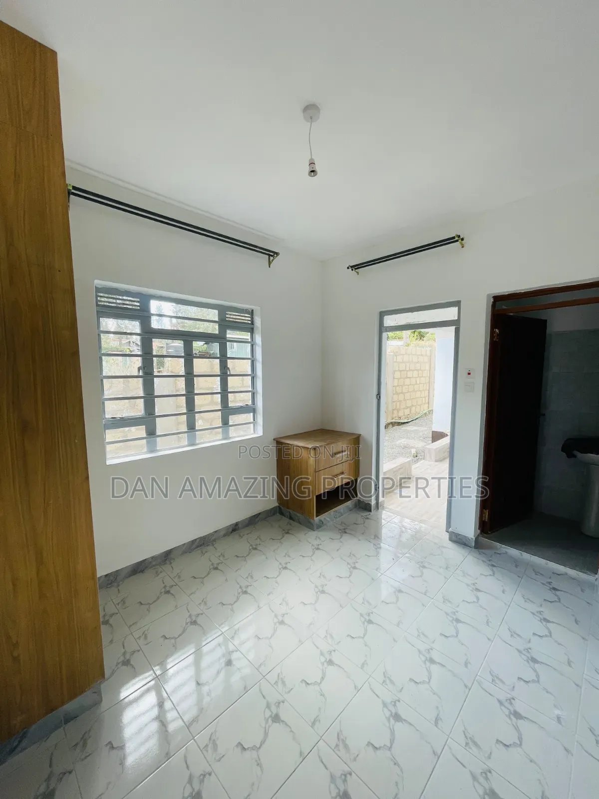 3bdrm Bungalow in Merisho Rd Plus Dsq, Matasia for sale in Matasia