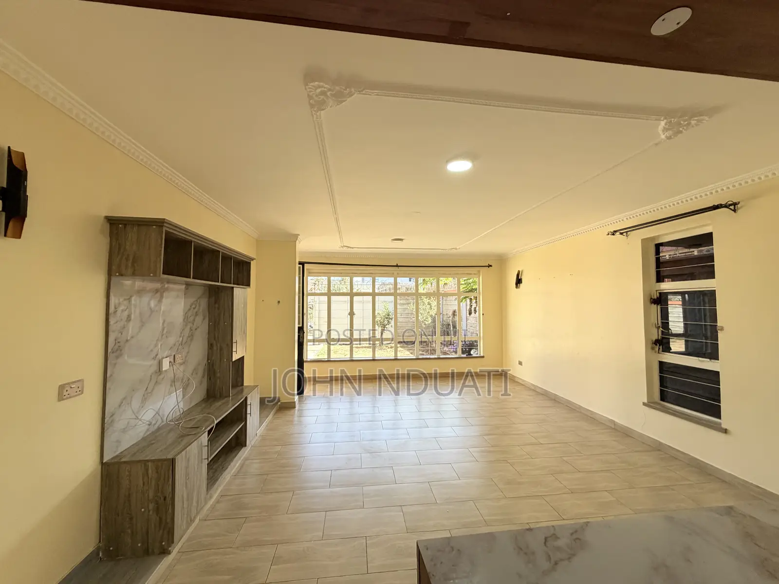 5bdrm Maisonette in Membley for rent in Membley Estate