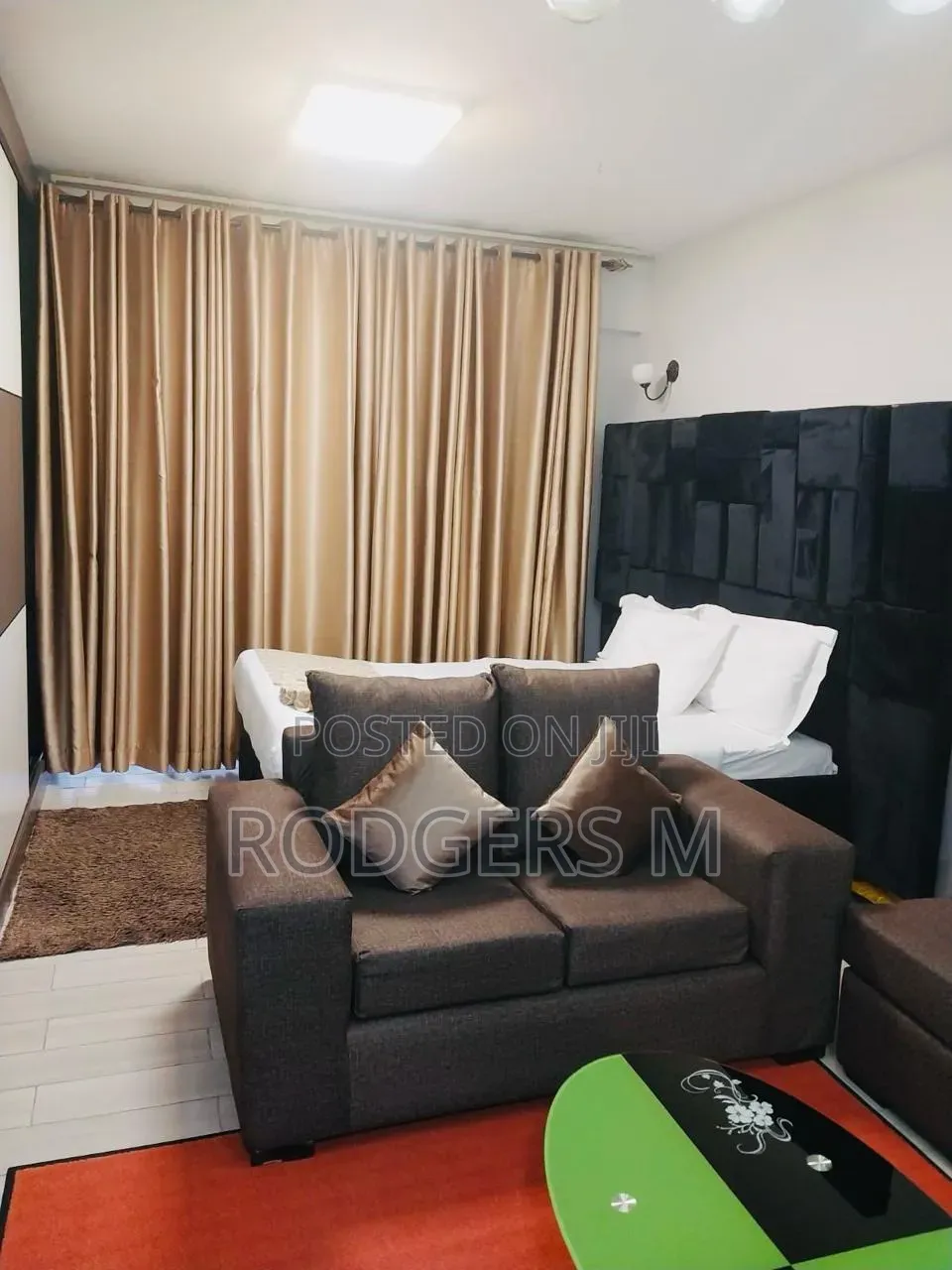 Furnished Studio Apartment in Valley Arcade for rent in Valley Arcade