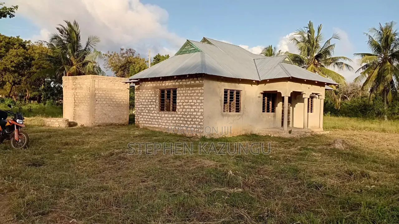 3bdrm House in Makongeni Town In, Diani for sale in Diani