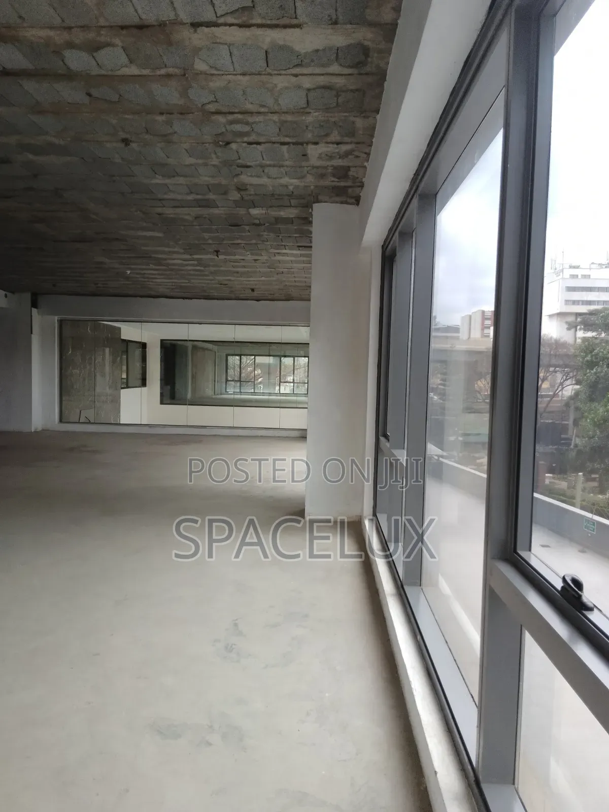 Fully Fitted Furnished Office in Raphta Road Area
