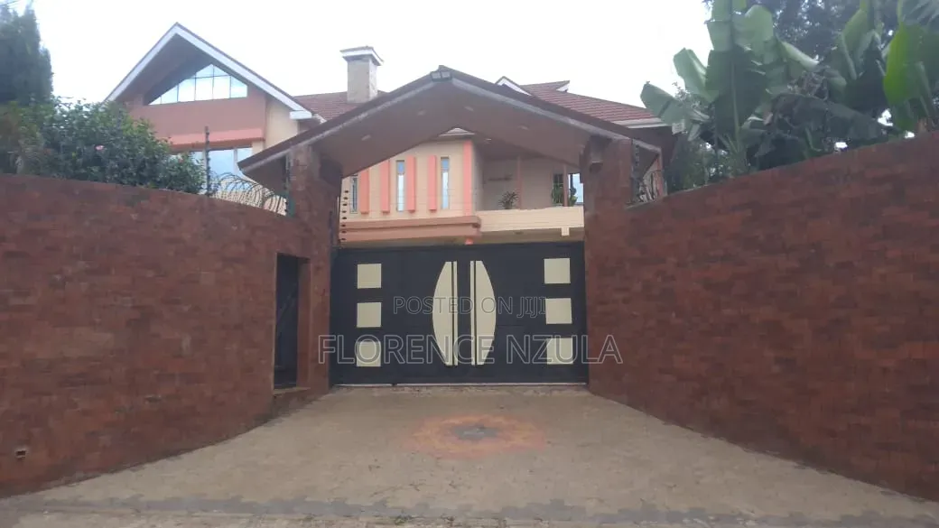 9bdrm Mansion in Drive, Kerarapon for sale in Kerarapon