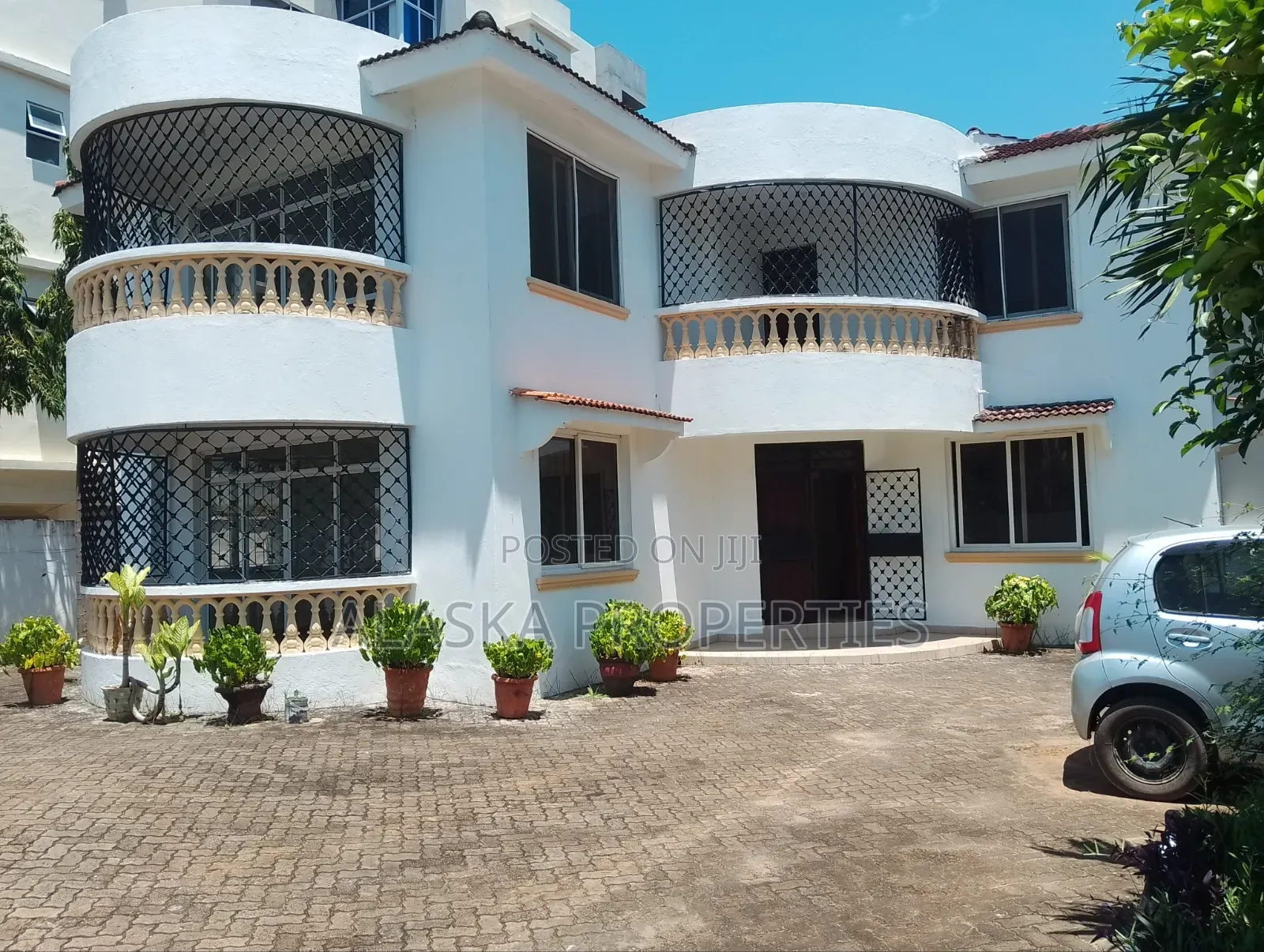 5bdrm Maisonette in Beach Road, Nyali Mkomani for sale in Nyali Mkomani