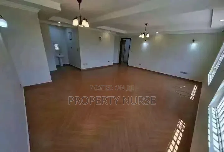 3bdrm Duplex in Gateway Mall Area for rent in Gateway Mall Area