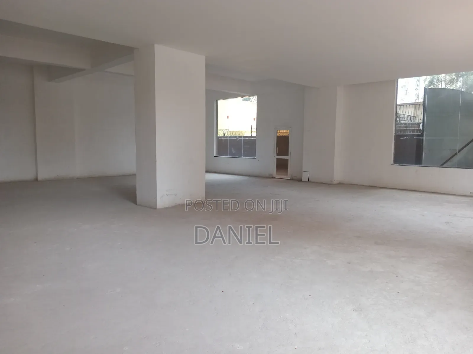 Shop/Showroom Space to Let in Westlands in Raphta Road Area