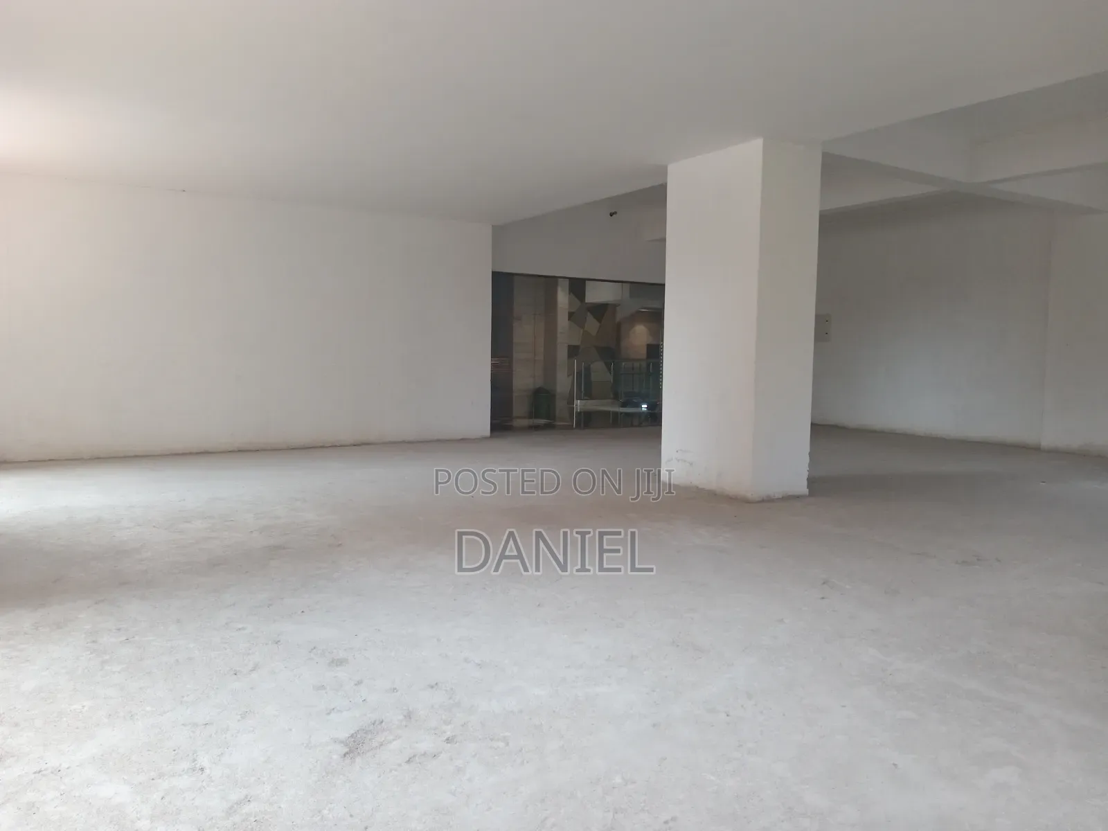 Shop/Showroom Space to Let in Westlands in Raphta Road Area