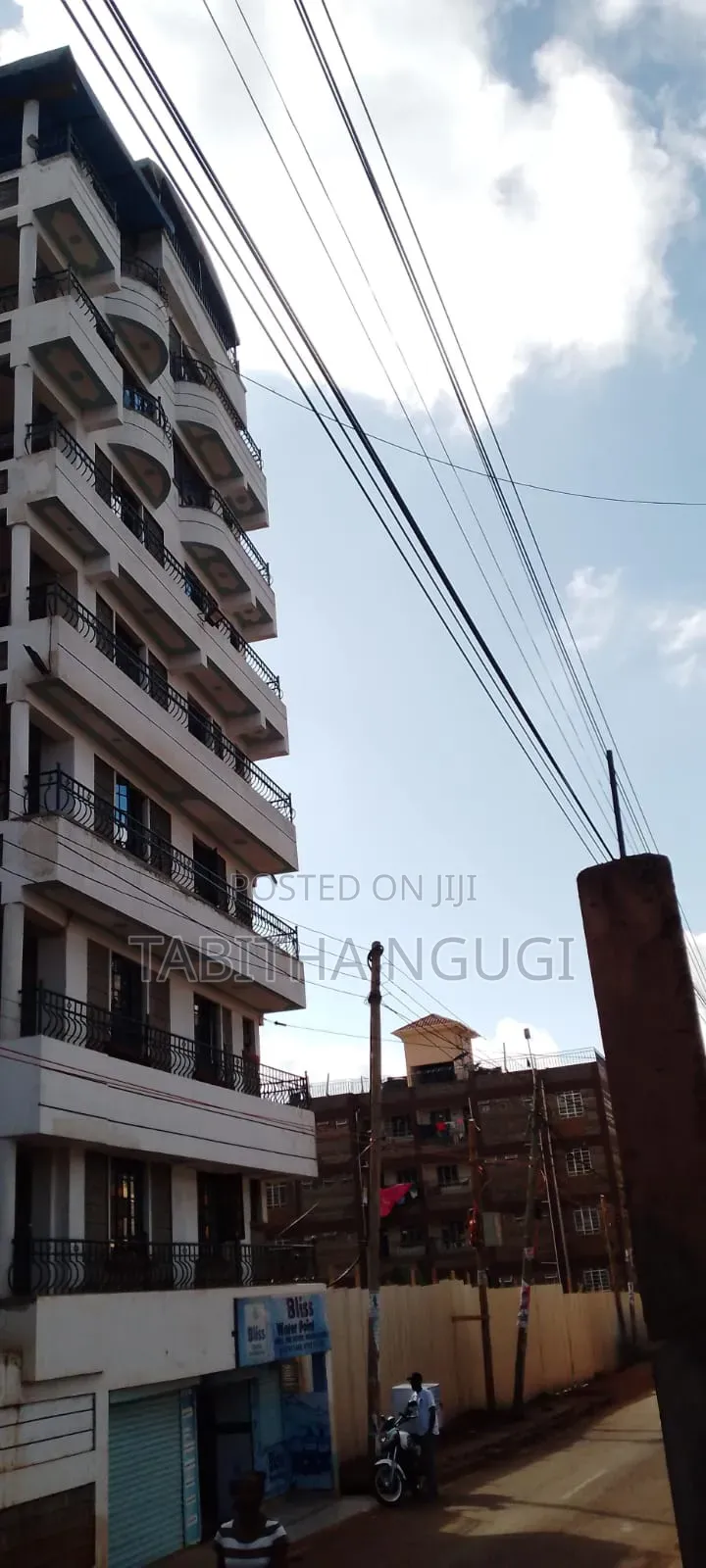 1bdrm Block of Flats in Regen for sale in Regen