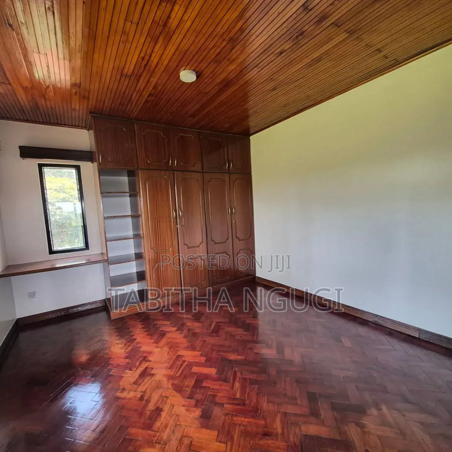 1bdrm Block of Flats in Regen for sale in Regen