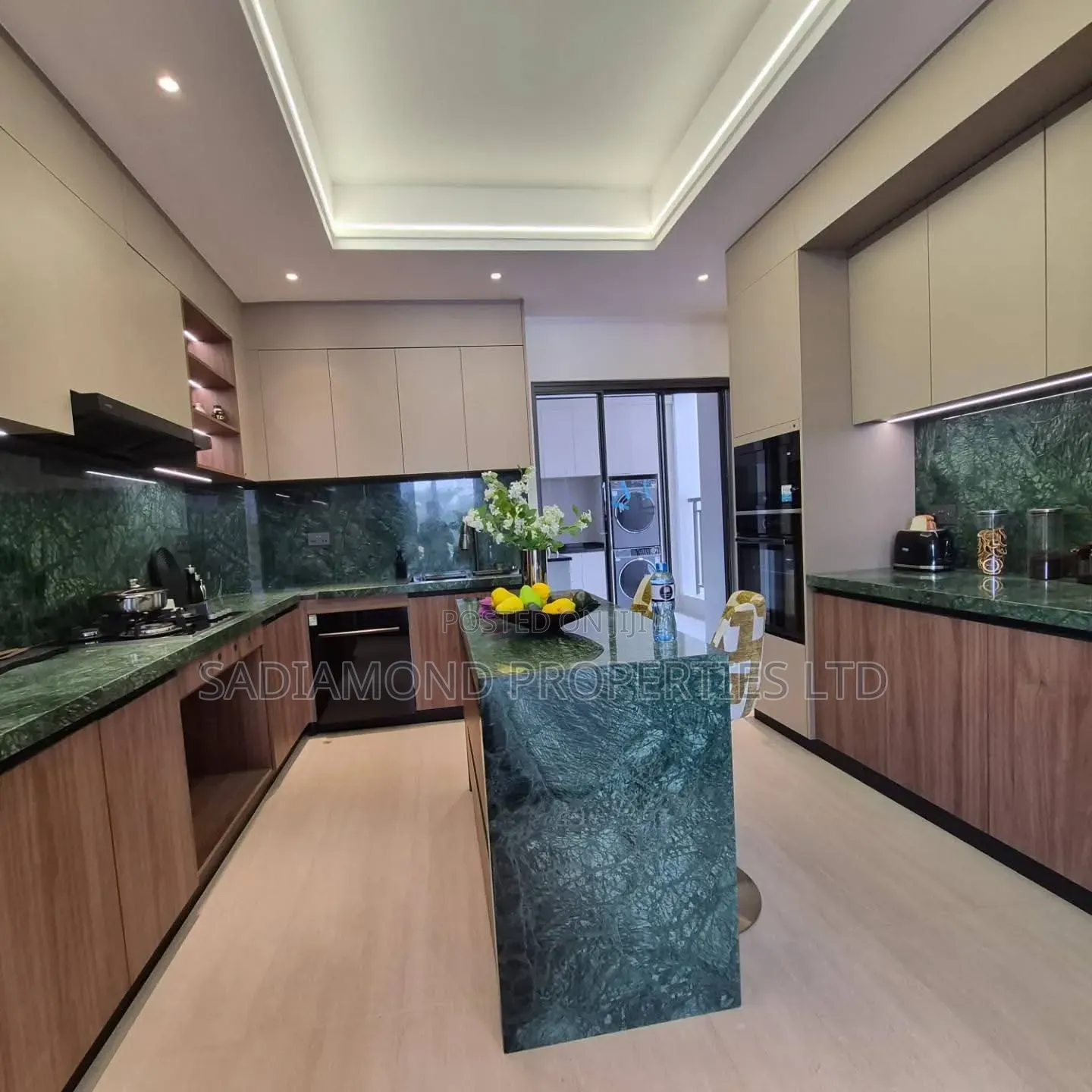 3bdrm Apartment in Spring Valley for sale in Spring Valley