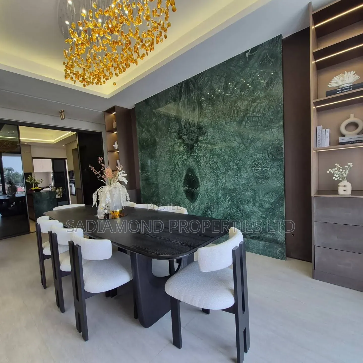 3bdrm Apartment in Spring Valley for sale in Spring Valley