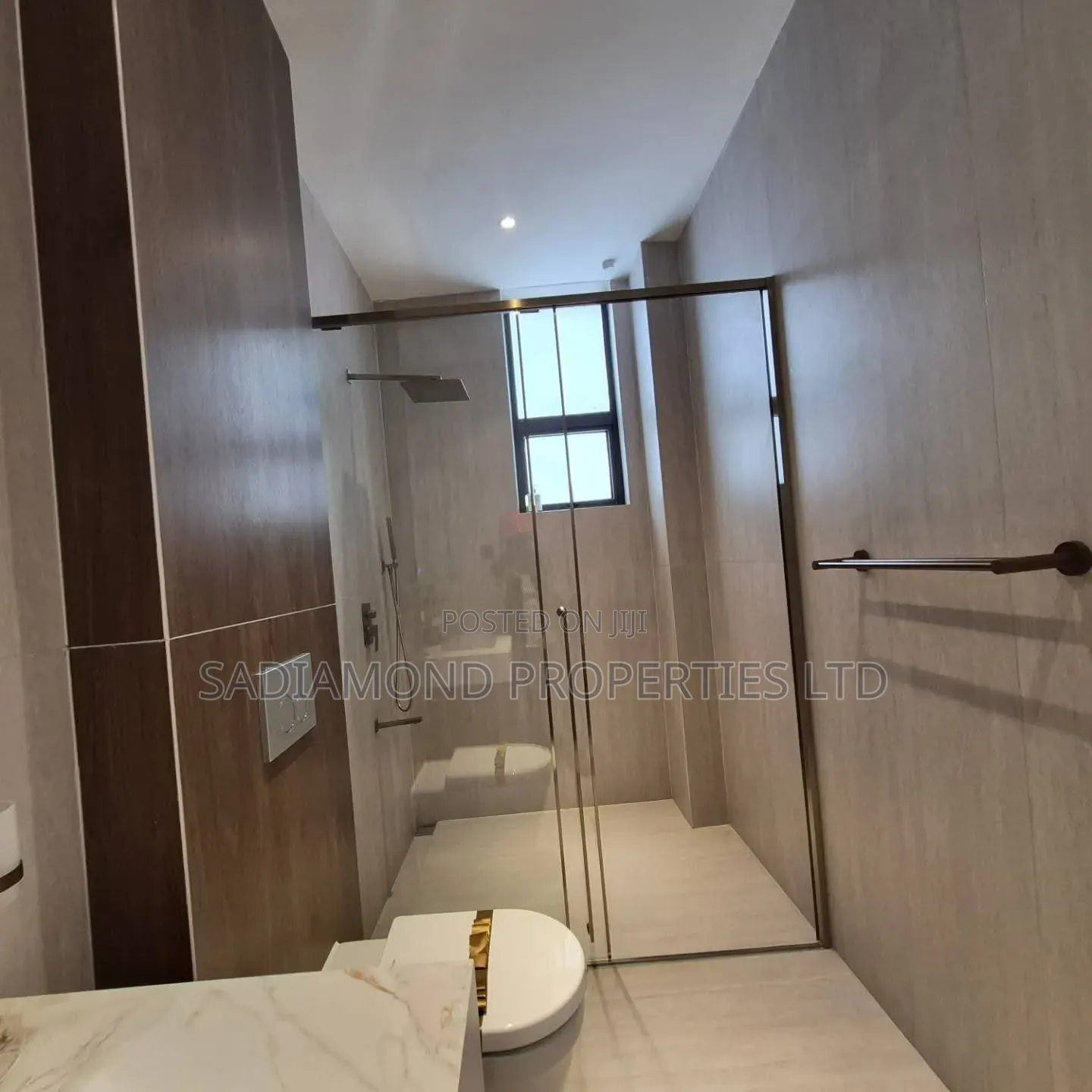 3bdrm Apartment in Spring Valley for sale in Spring Valley
