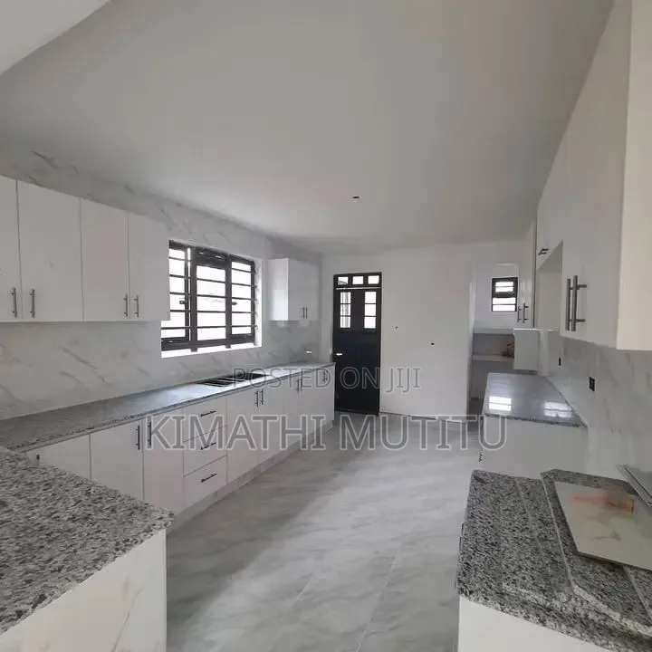 4bdrm Maisonette in Rimpa, Gataka for sale in Gataka