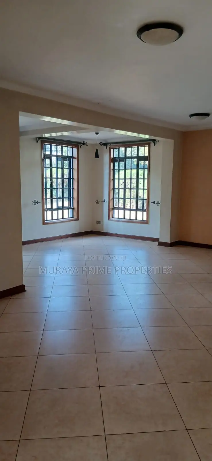 5bdrm Maisonette in Kerarapo, Kerarapon for rent in Kerarapon