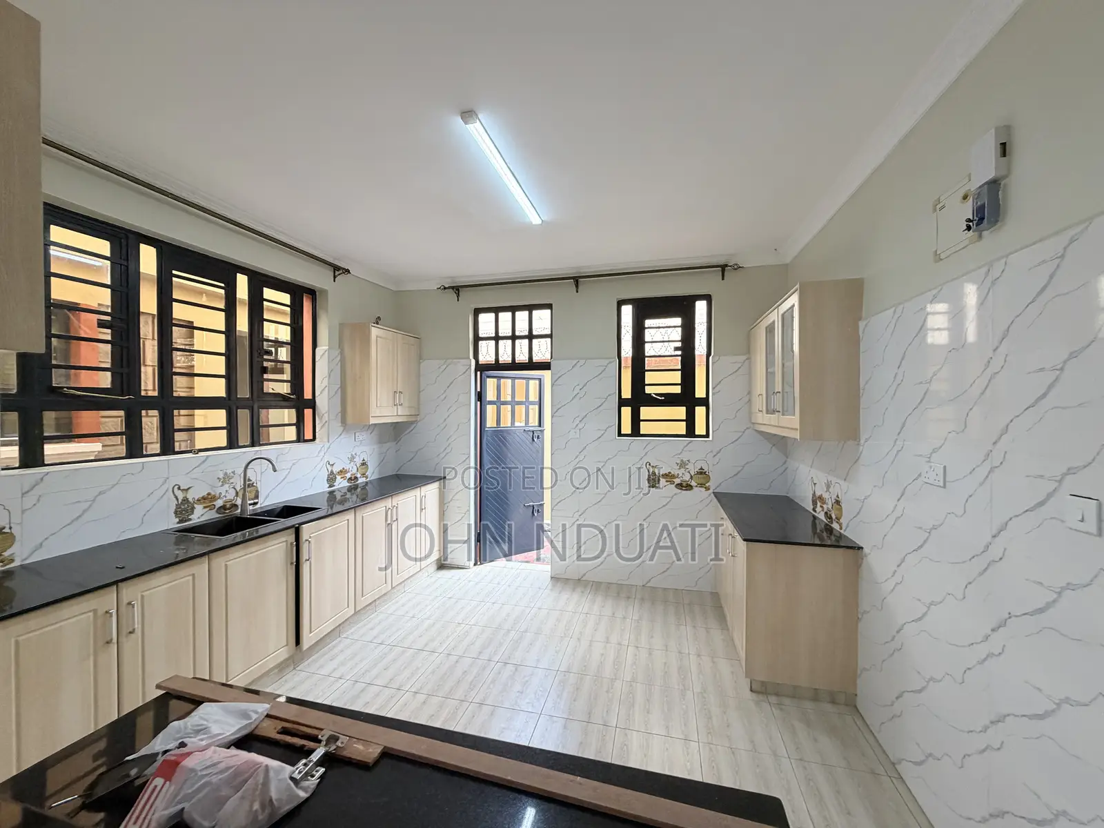 5bdrm Mansion in Kamakis for rent in Kamakis