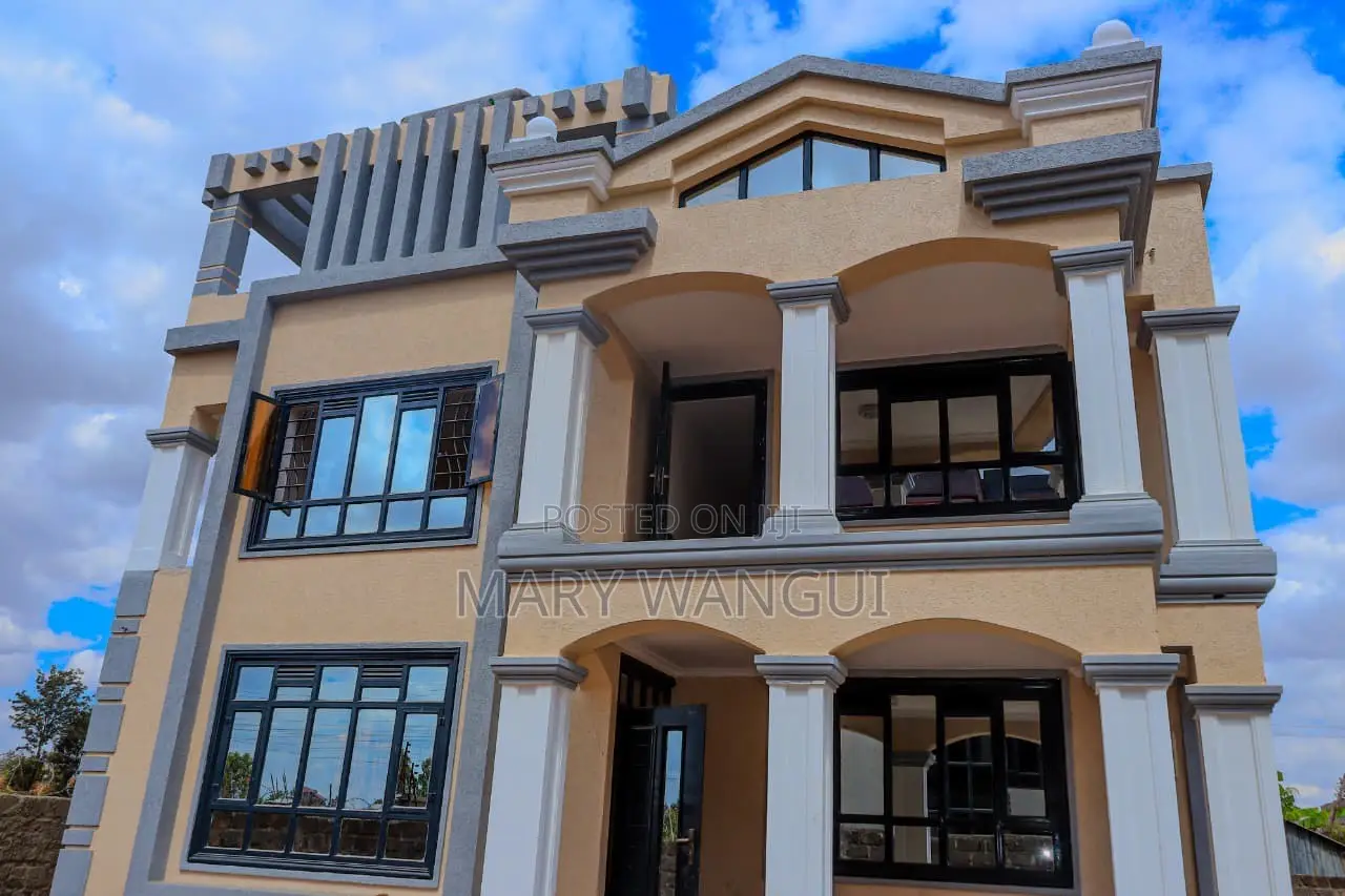 5bdrm Maisonette in Kamakis for sale in Kamakis