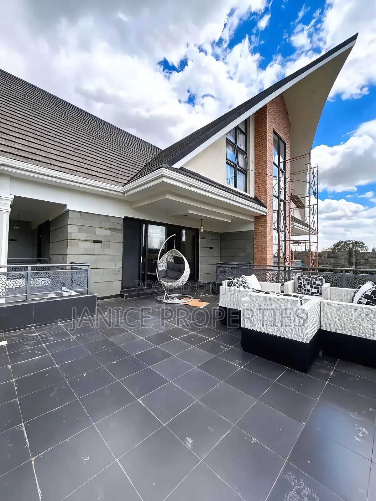 6bdrm Mansion in 𝑹𝒖𝒊𝒓𝒖- 𝑫𝒂𝒚𝒌𝒊𝒐, Kimbo for sale in Kimbo