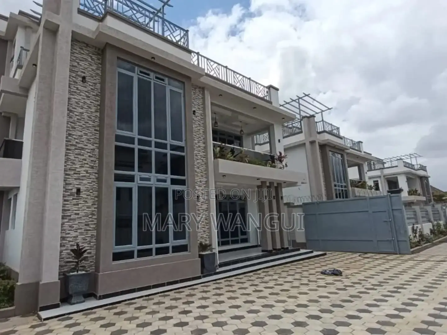 5bdrm Maisonette in Murera for sale in Murera