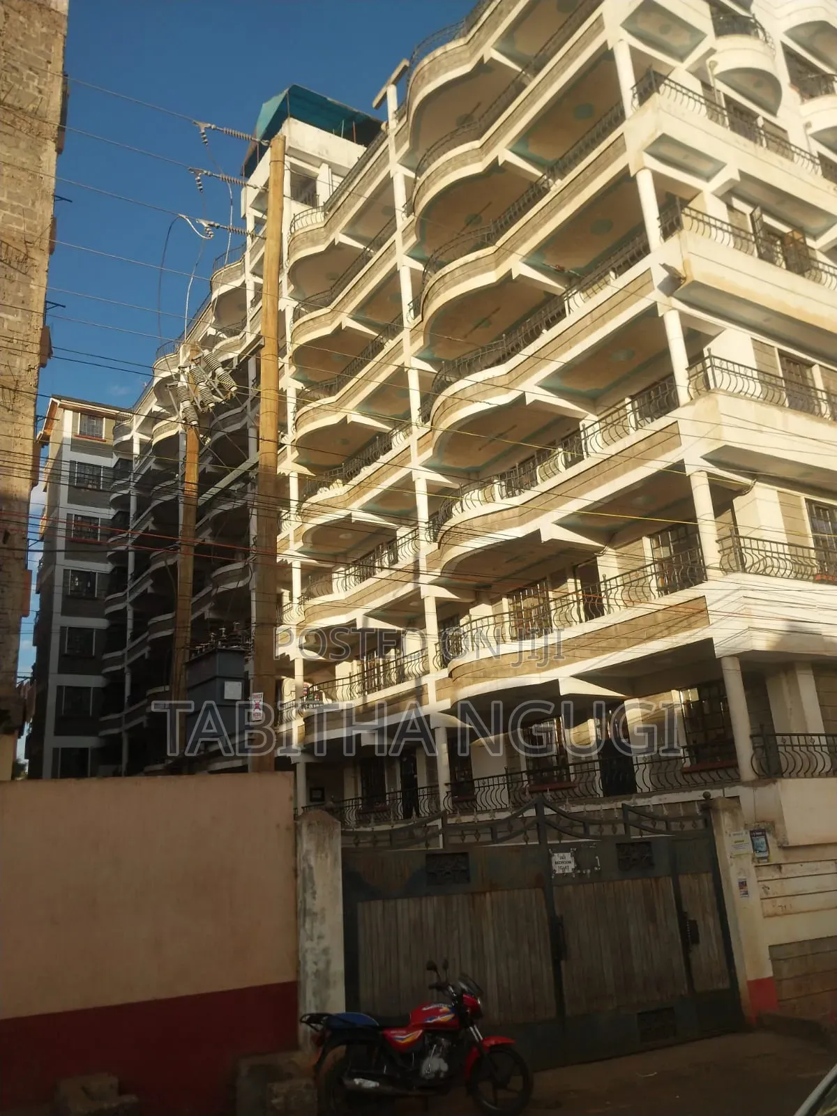 2bdrm Block of Flats in Regen for sale in Regen