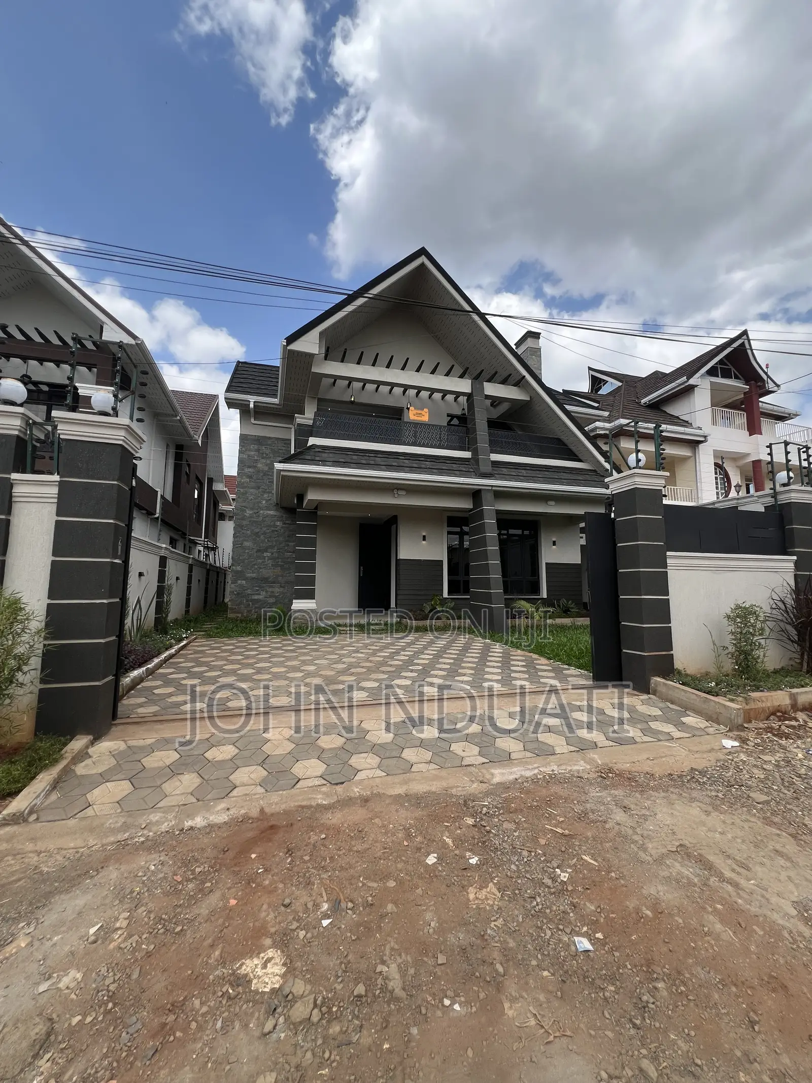 5bdrm Mansion in Membley Estate for sale in Membley Estate