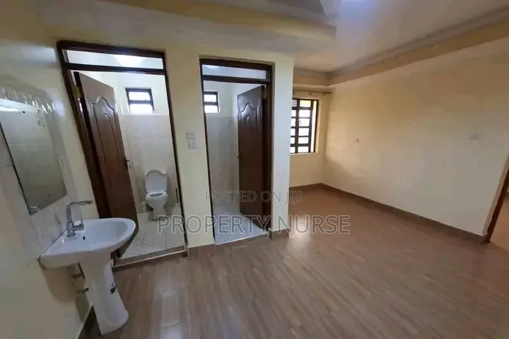 4bdrm Maisonette in Gateway Mall Area for rent in Gateway Mall Area