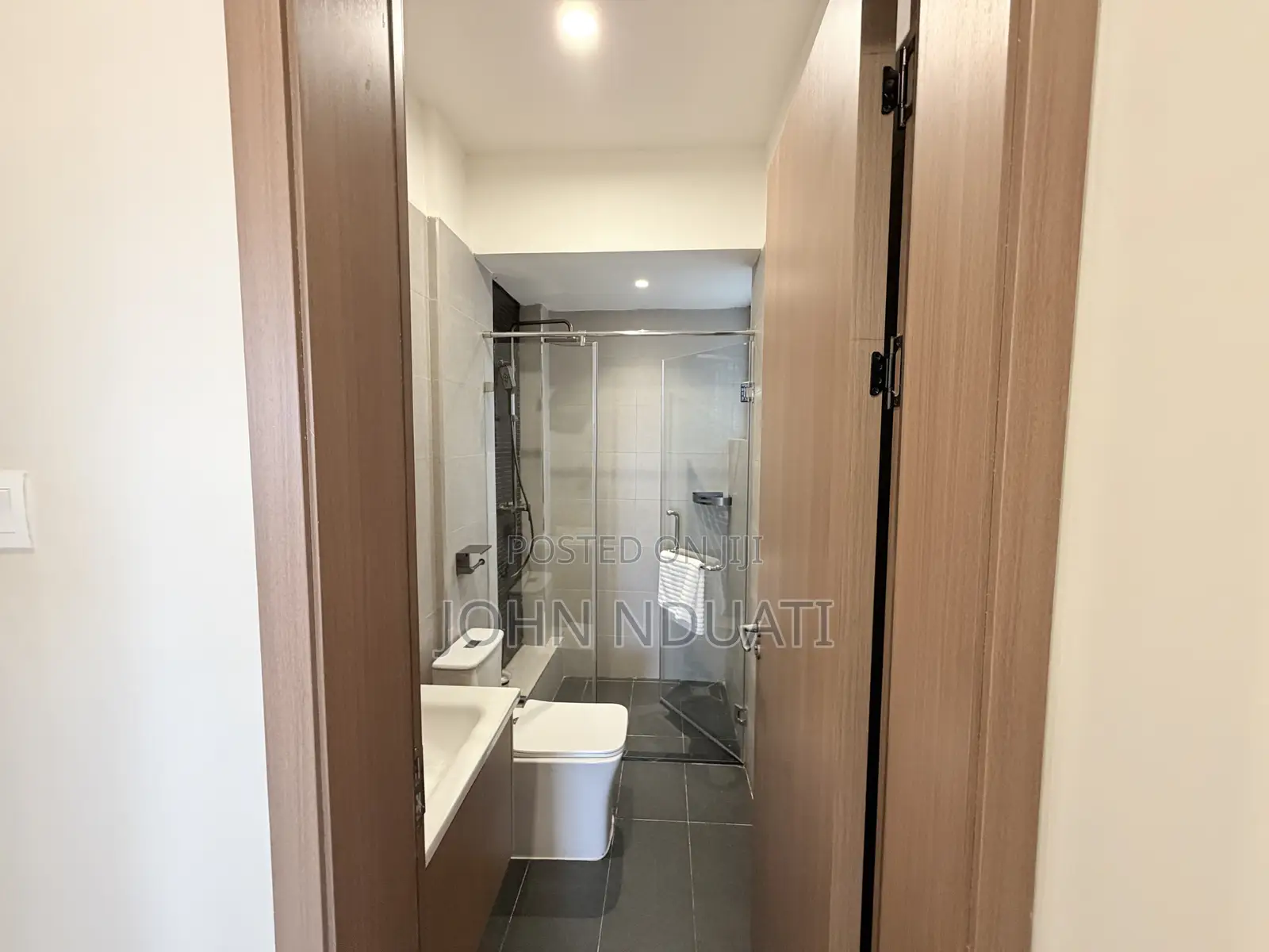 2bdrm Apartment in Windsor, Thome for sale in Thome