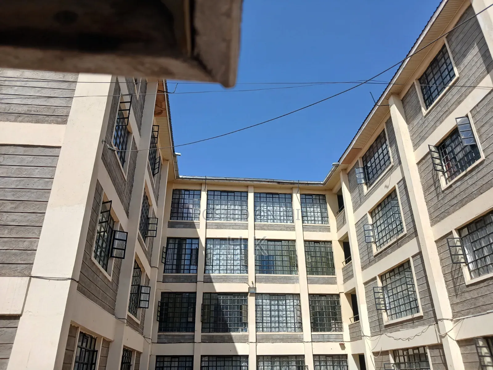 3bdrm Block of Flats in South C for sale in South C