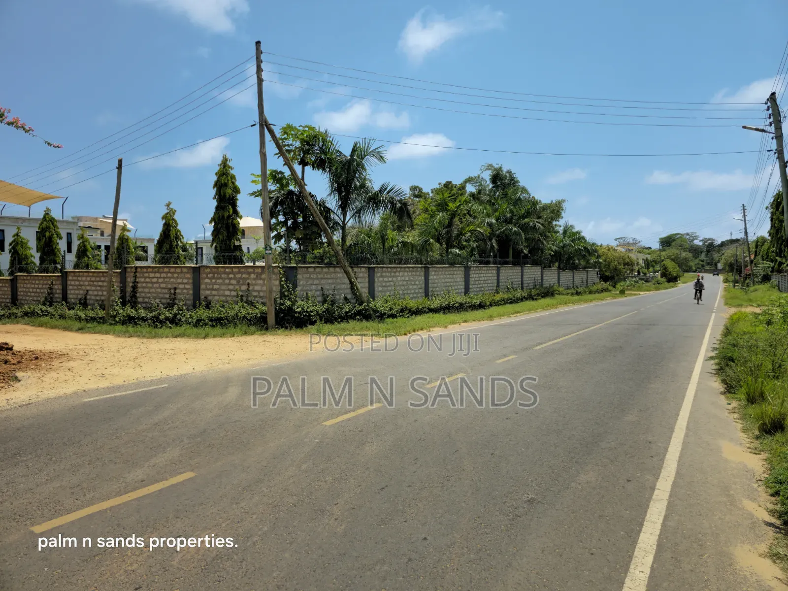 Prime 1-Acre Land for Sale in Diani!  in Diani