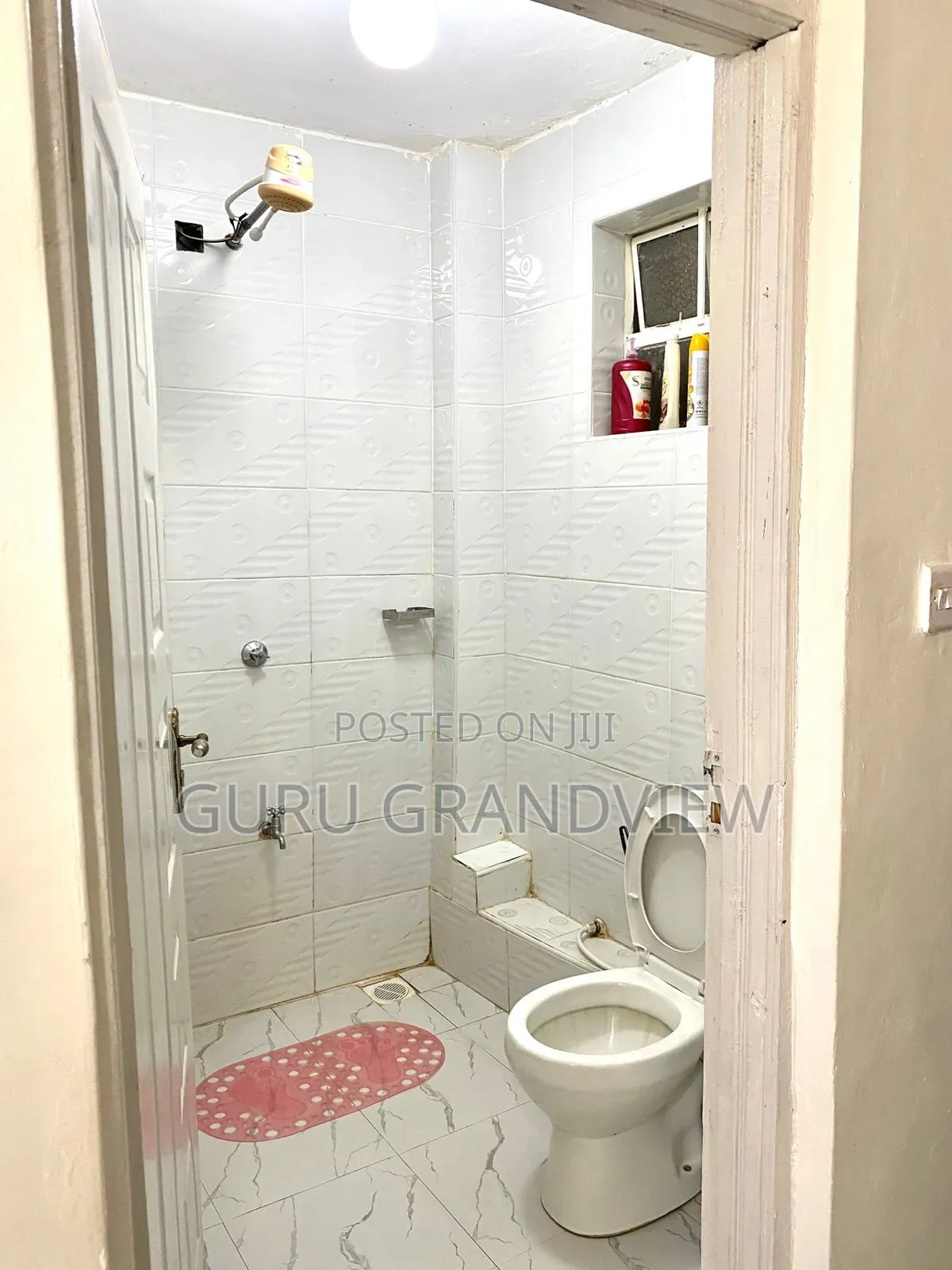 Studio Utawala Airbnb in Complex Utawala