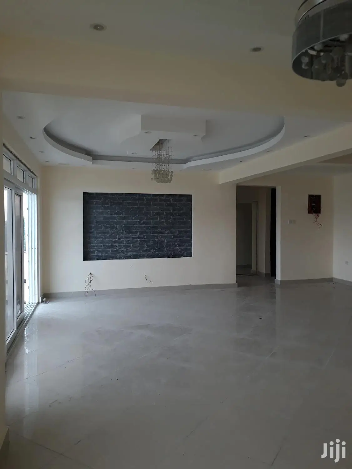 Luxury 3-Bedroom Flats for Sale - Elevate Your Lifestyle Today in Tudor