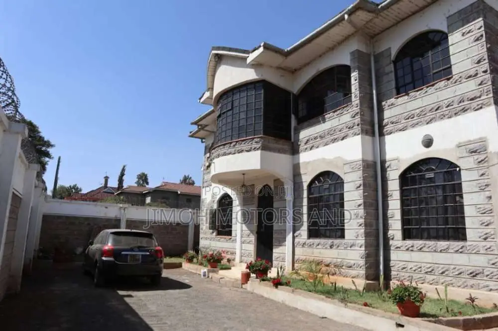 Spacious 50-Acre Land Available for Purchase in Parklands/Highridge