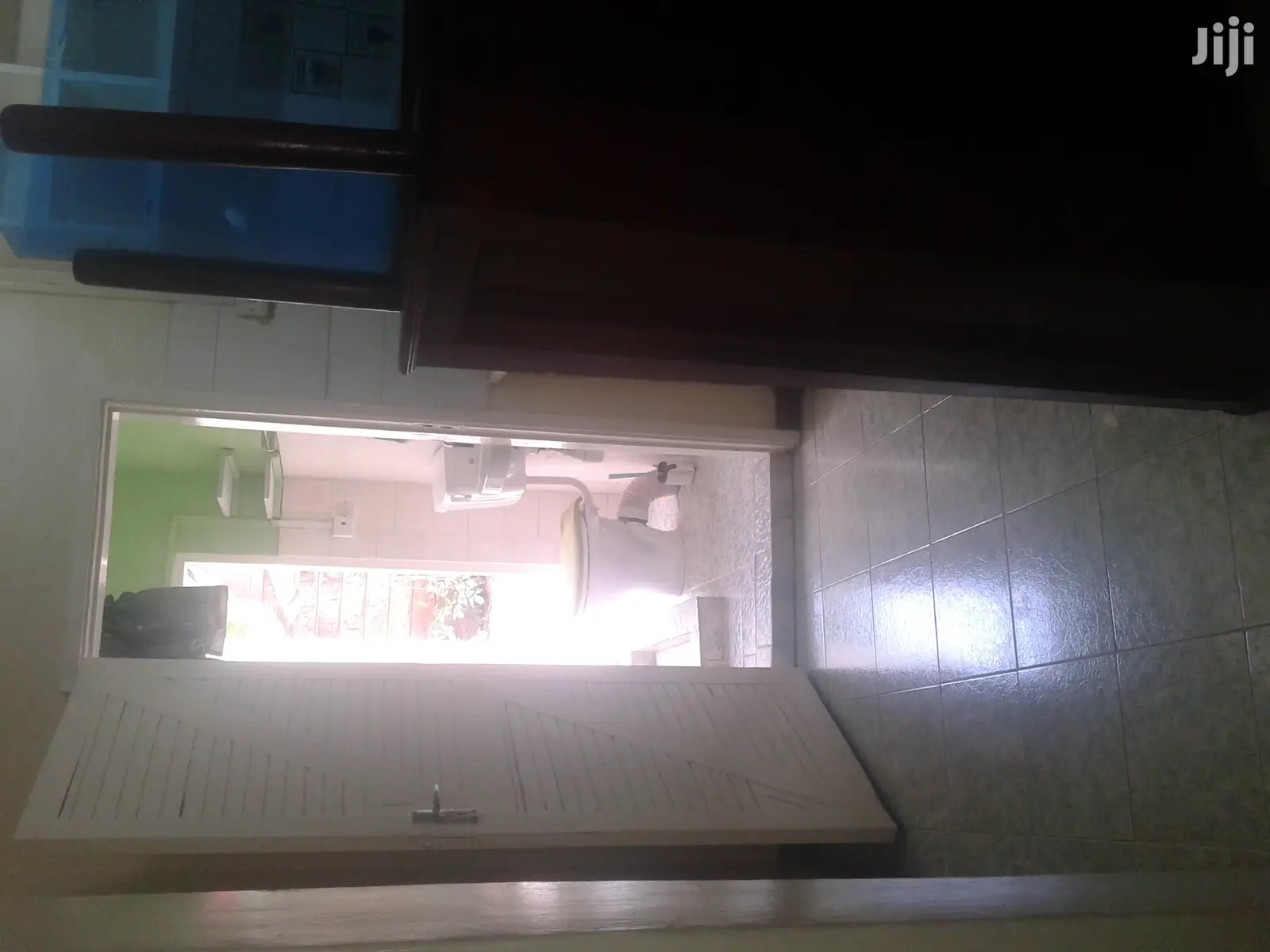 Charming Bedsitter in Kilimani: Ideal for Short-term Rentals in Ngara