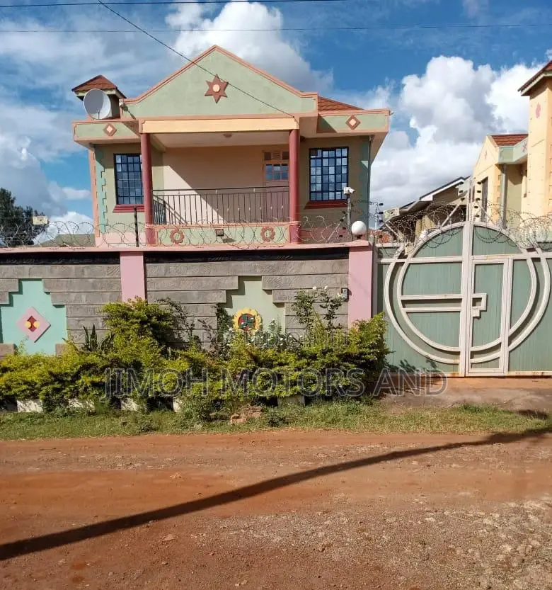 House for Sale in Ngoigwa: Invest in Your Dream in Parklands/Highridge