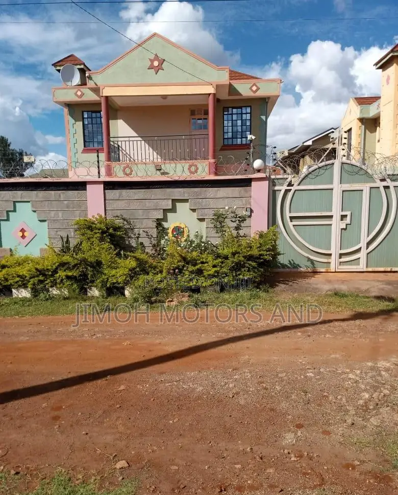 House for Sale in Ngoigwa: Invest in Your Dream in Parklands/Highridge